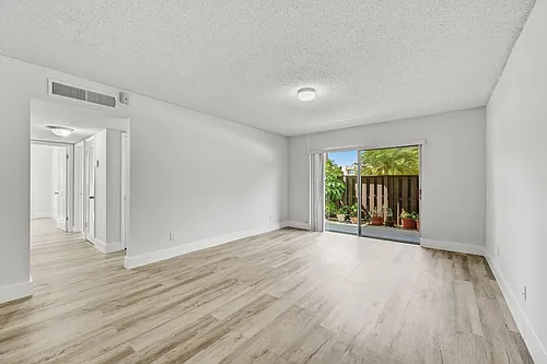 13730 SW 90th Ave #15 Photo 1