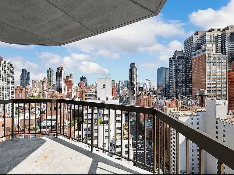360 E 57th St #22A — Photo 9