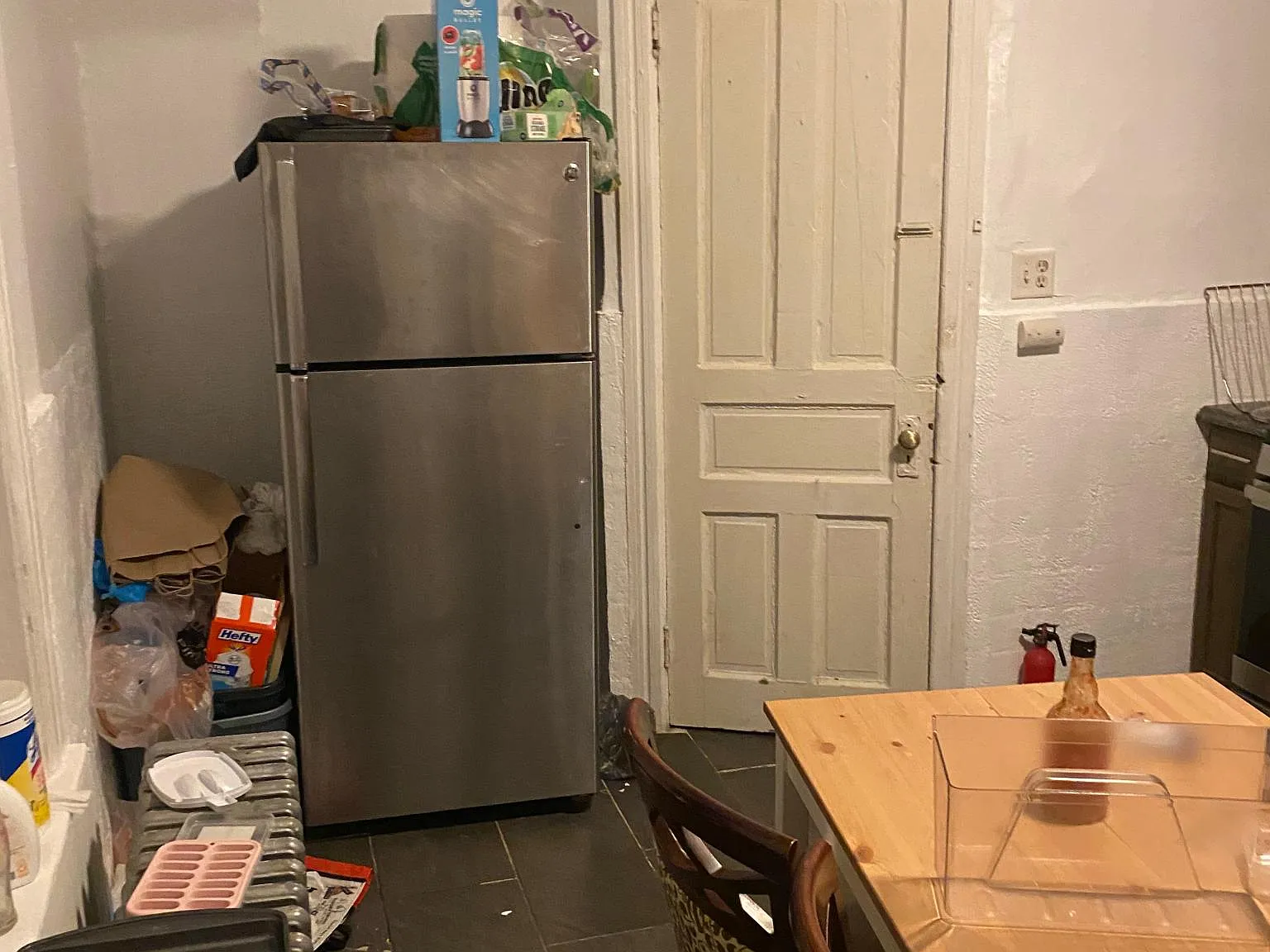 5 bed, 1800 sqft, $3,500 — Photo 2