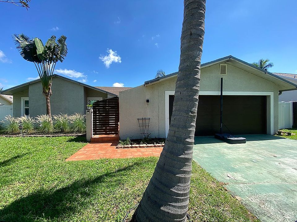 1st image of 1353 Gallinule Dr