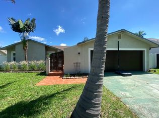 1353 Gallinule Dr, Delray Beach, FL 33444