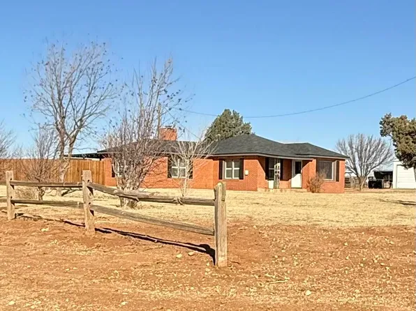 2550 Holland Rd, Levelland, TX 79336