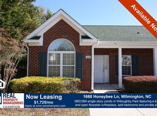 1668 Honeybee Ln, Wilmington, NC 28412