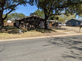 1009 S Dexter Dr, College Station, TX 77840