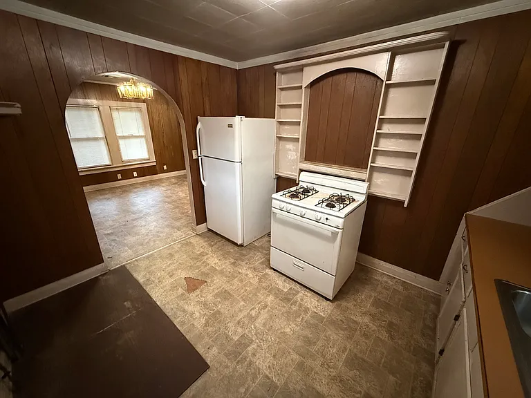 208 Harris St — Photo 7