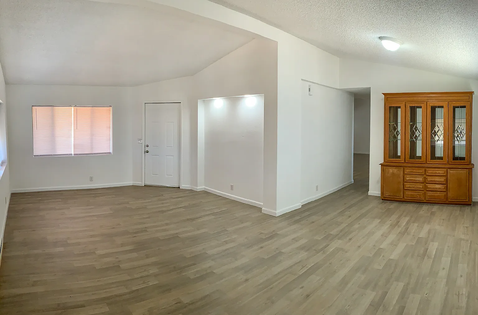 2 bed, 1765 sqft, $2,750 — Photo 4