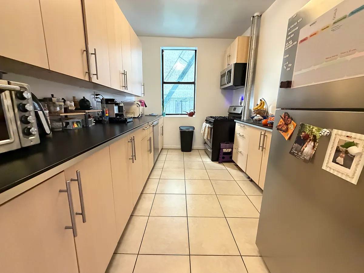 Building Photo - 545 Edgecombe Ave #3A