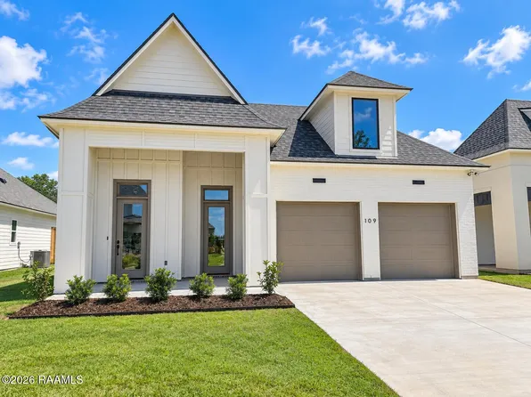 109 Cliffside Dr, Youngsville, LA 70592