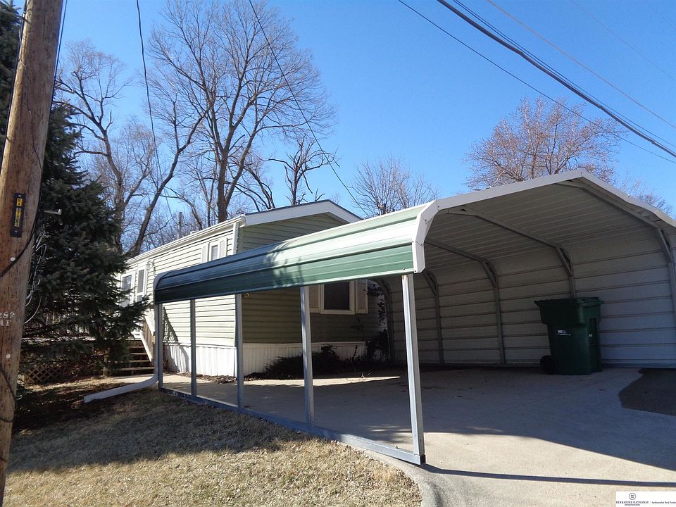 1st image of 1018 Avenue H