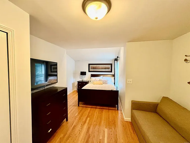 65 Terrace Ave #1 — Photo 17