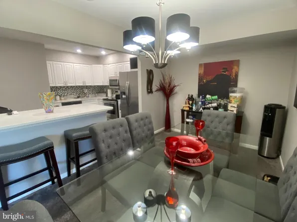 6964 Hanover Pkwy APT 100, Greenbelt, MD 20770