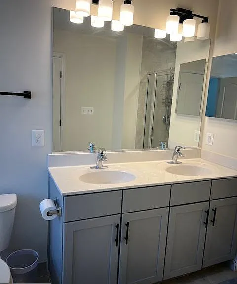 10608 Eastland Cir — Photo 19