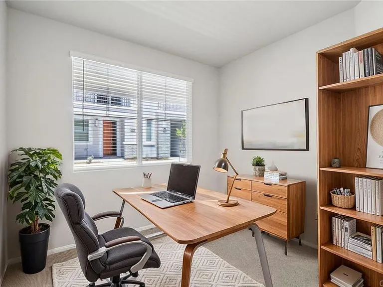 2206 Saltbush Dr — Photo 12