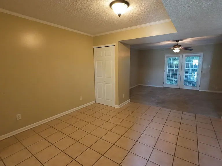 6527 Old Shell Rd #64 — Photo 24