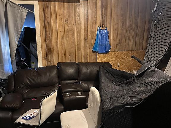 4th image of 903 Mosby Rd