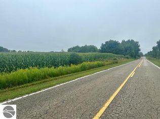 10000 W Vernon Rd, Lake, MI 48632