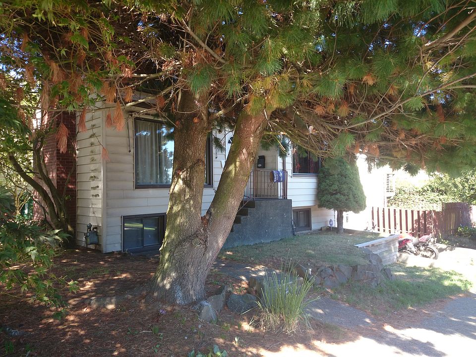 2nd image of 6802 36th Ave NE