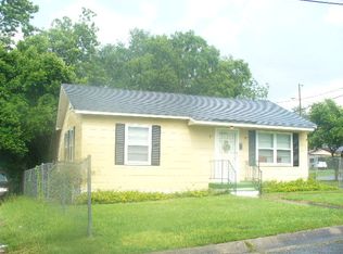 1101 Barton Dr, Dublin, GA 31021