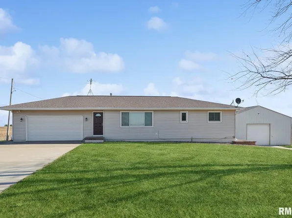 4042 Us Highway 136 Hwy, Clinton, IA 52732