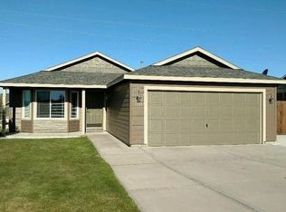 4208 John Deere Ln, Pasco, WA