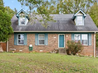 392 Dean Rd, Clarksville, TN 37040