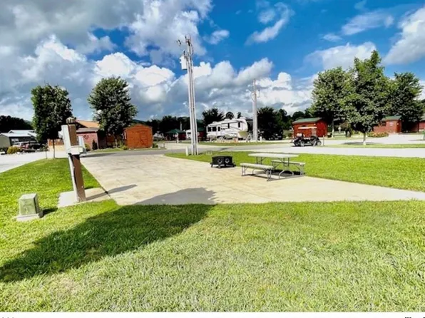 64 Foggy Mountain Rd, Blairsville, GA 30512