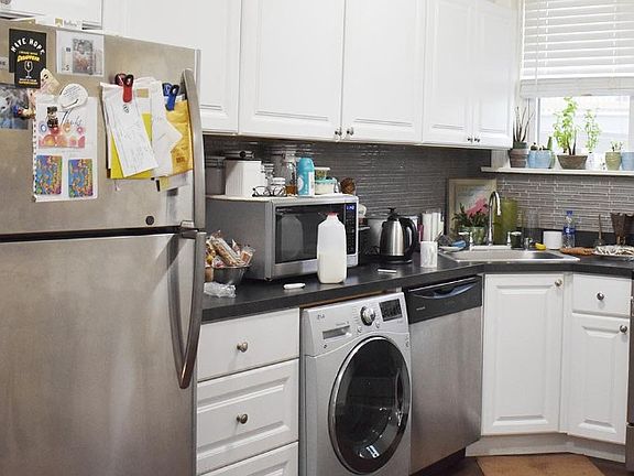 2nd image of 3815-23 N Greenview Ave #3817.5-3E