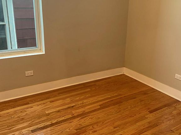 4th image of 1009 N Francisco Ave
