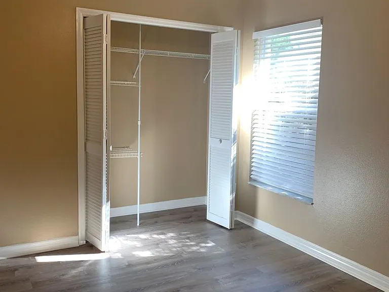 1212 Moses Creek Ct — Photo 19