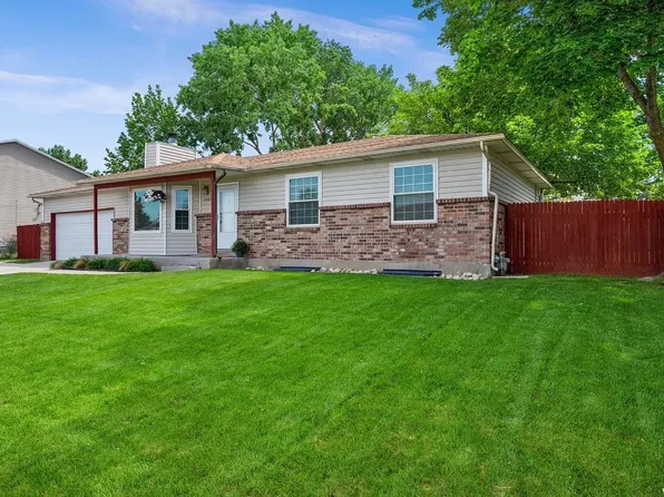 10367 S Countrywood Dr, Sandy, UT 84092