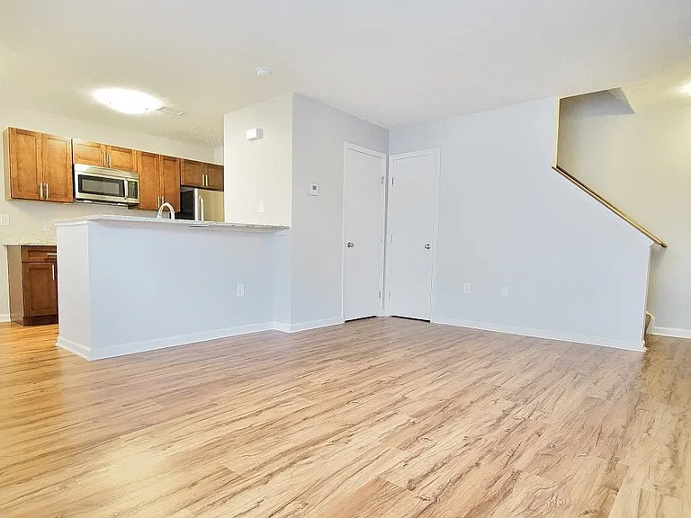 Ashton Place Apartments — Photo 7