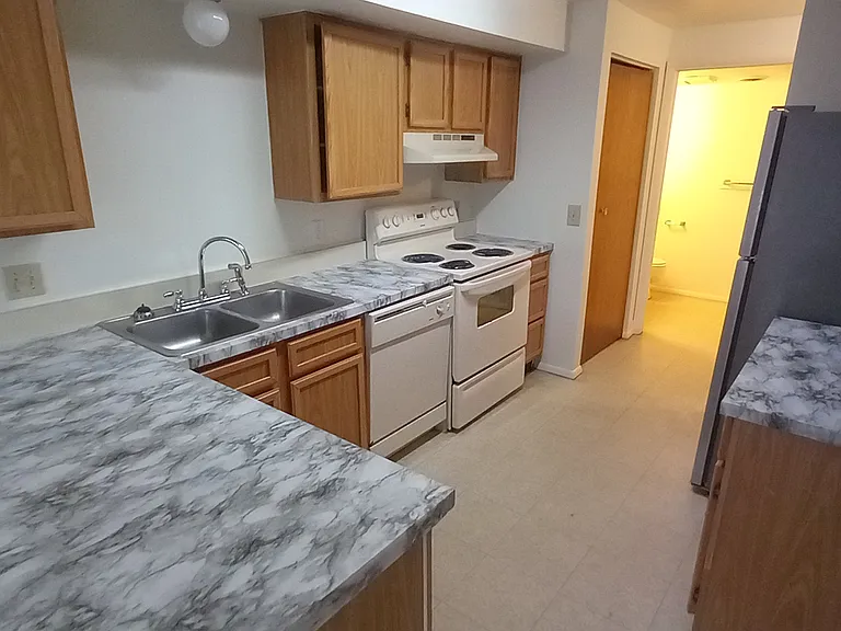 25038 Gerald Ave — Photo 3