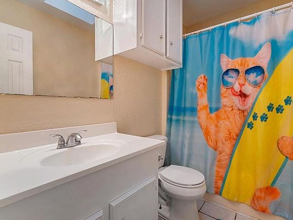 5th image of 7057 Clubgate Dr
