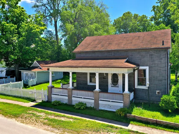 54 Munro St W, Brock, ON L0E 1E0
