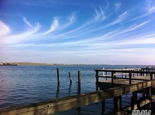 571 Bay Dr, Long Beach, NY 11561