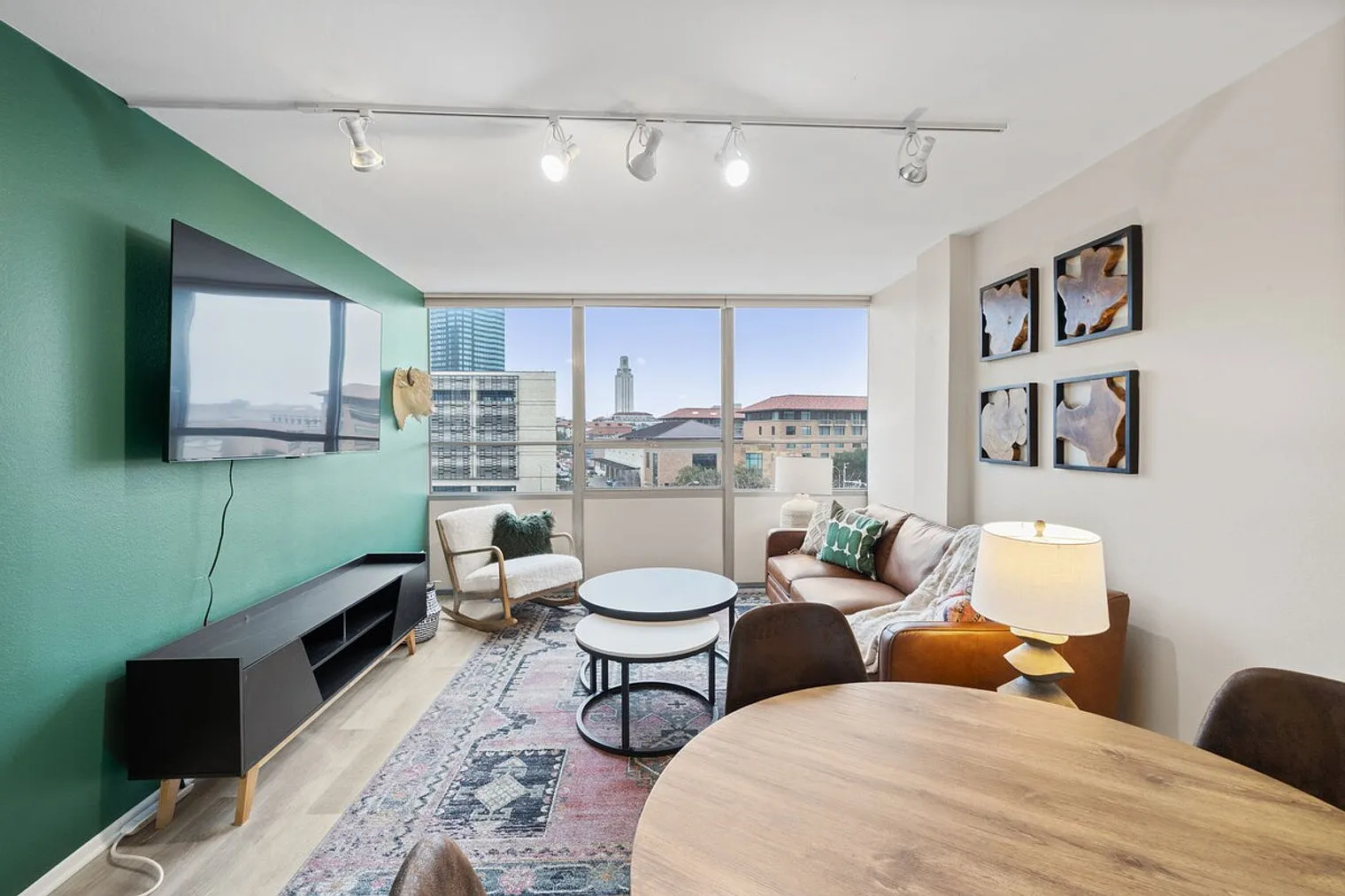 2 bed, 1.0 bath, $2,817 — Photo 3