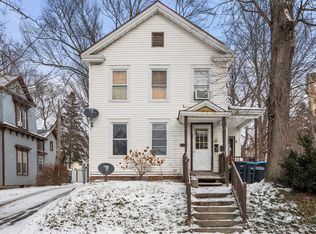 71 Orchard St, Pittsfield, MA 01201