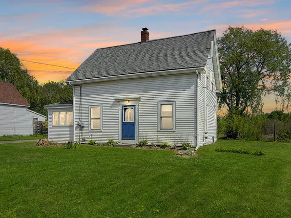371 Old County Road, Thomaston, ME 04861