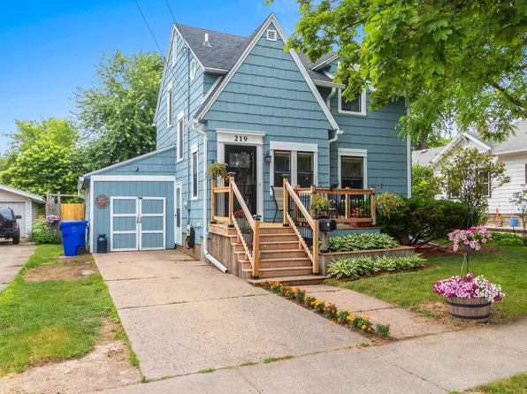 219 E Hancock St, Appleton, WI 54911
