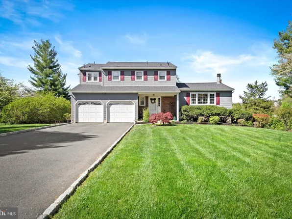 10 Randi Way, Ewing, NJ 08560
