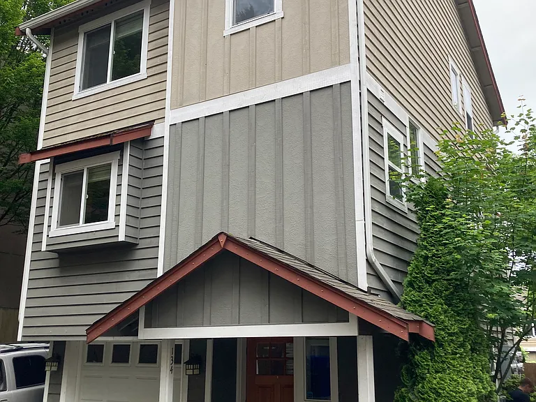 134 N 101st St — Photo 26