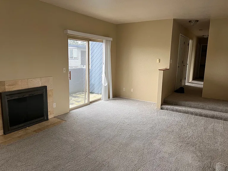 9925 Everett (Wildwood) — Photo 11