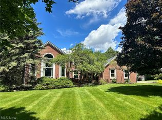 207 N Hayden Pkwy, Hudson, OH 44236