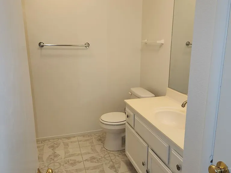 7048 Picaroon Ln — Photo 20