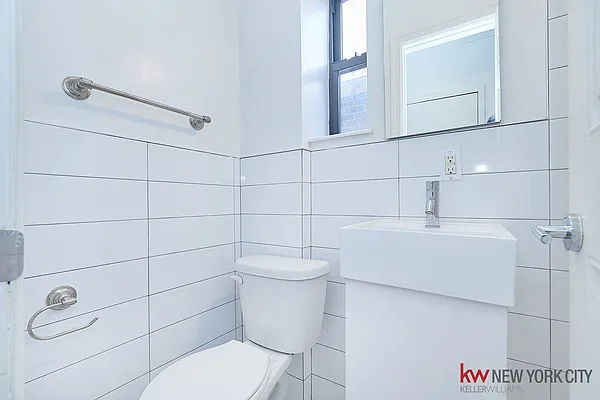 Rented by Keller Williams NYC | media 22
