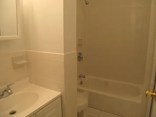 Rented by Roseann Lettieri Realty | media 15