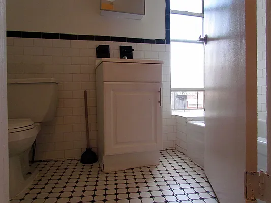 Rented by Landmark Real Estate | media 11