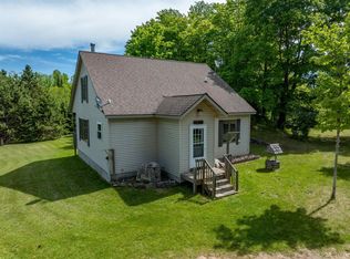 3956 26th Rd, Chatham, MI 49816