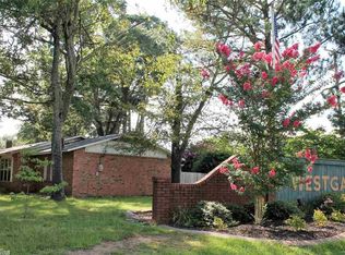 2 Birchwood Dr, Conway, AR 72034