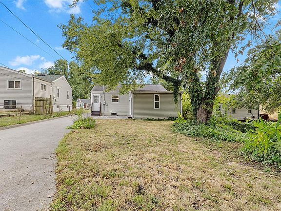 4th image of 9521 Miriam Ave